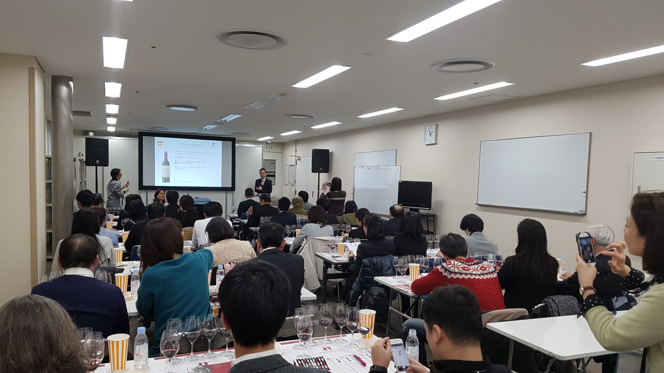 La DO Utiel-Requena presenta sus vinos en Foodex Japan 2019