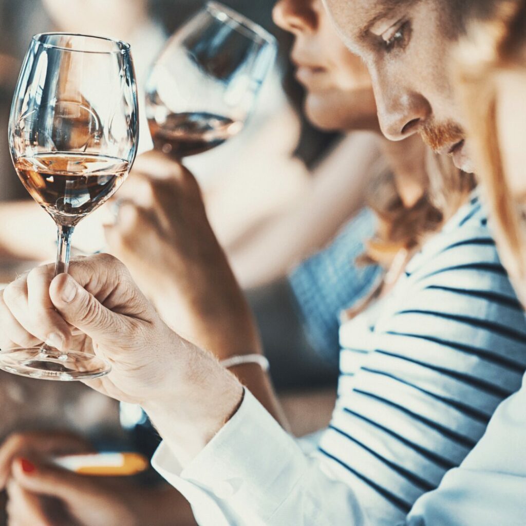 ¿Cómo entrenar tus sentidos para catar vinos? 1