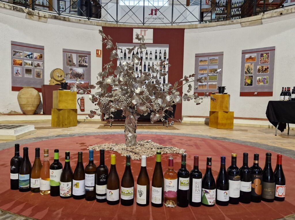 Los vinos seleccionados de otras Denominaciones de Origen, protagonistas en la XI edición de la Jornada de enólogos de Utiel-Requena