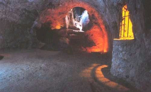 Interior de las Cuevas de la Villa de Requena