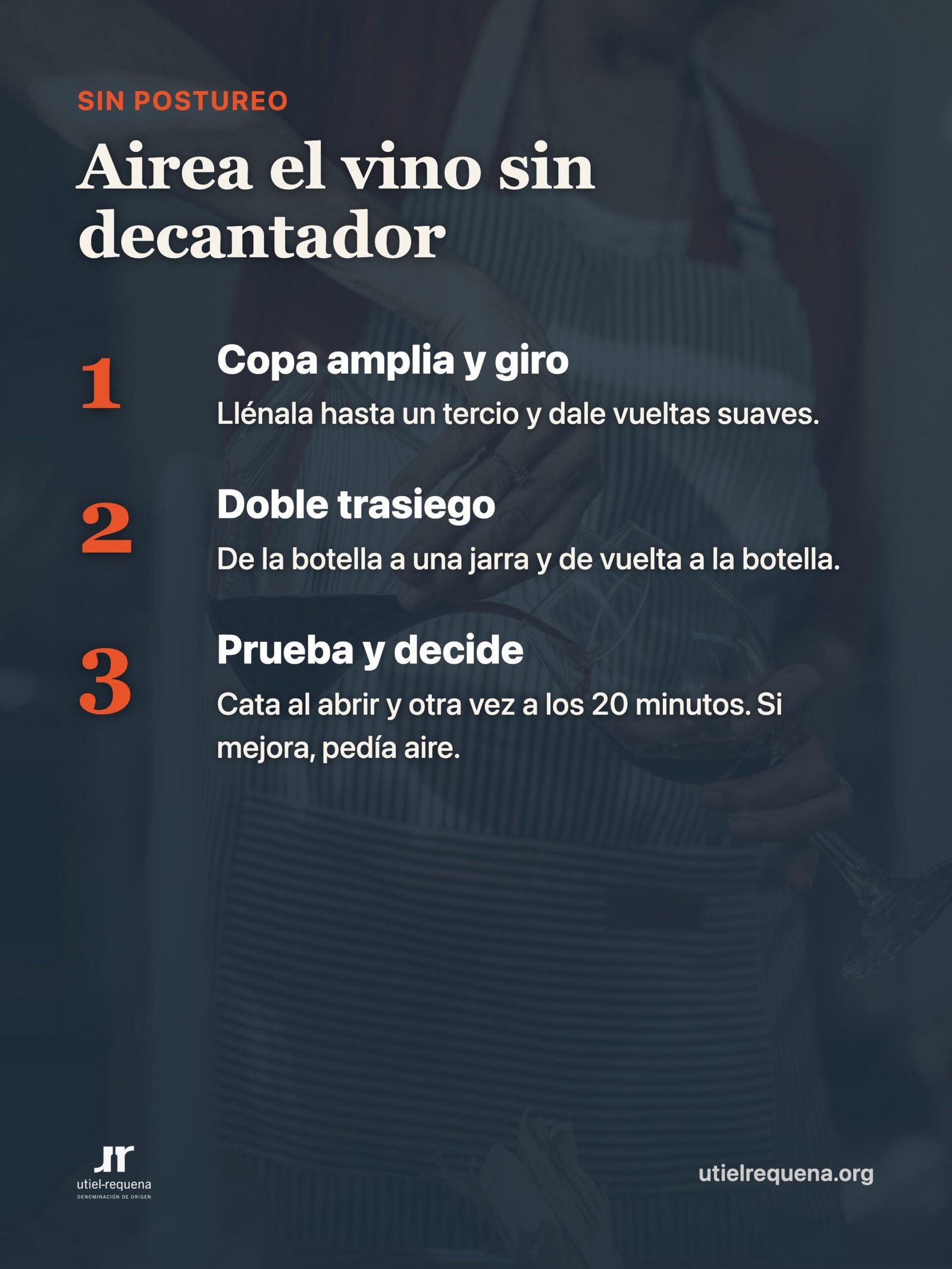 Como airear el vino sin decantador en tres pasos: copa amplia, doble trasiego y prueba